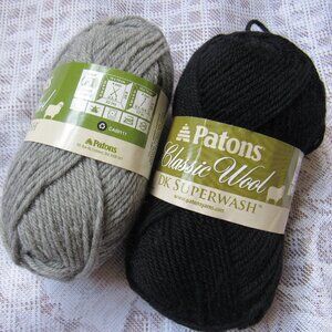 4 sks 100% wool yarn, Patons & Lopi, 50g each